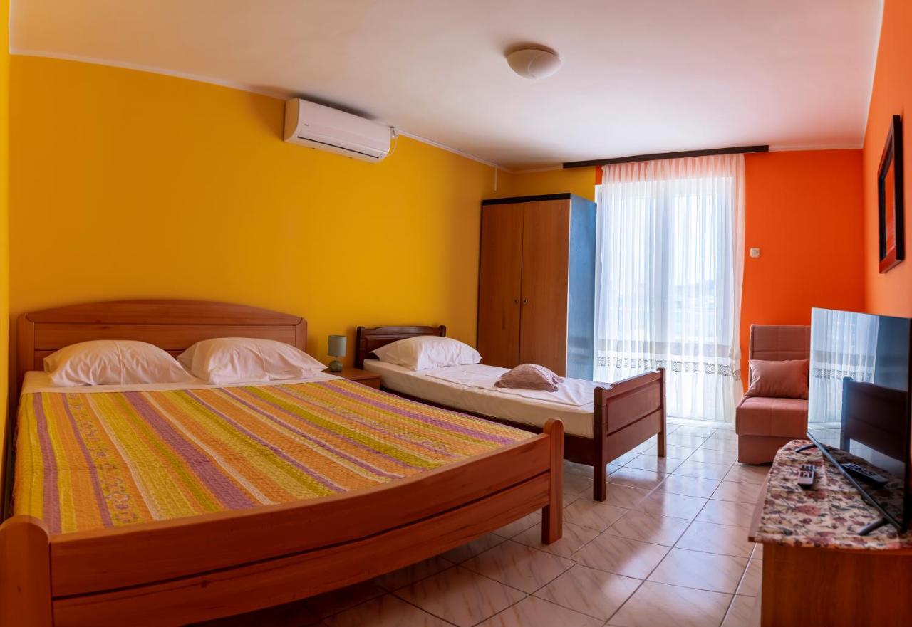 רוגוזניצה Apartments Mikulic מראה חיצוני תמונה