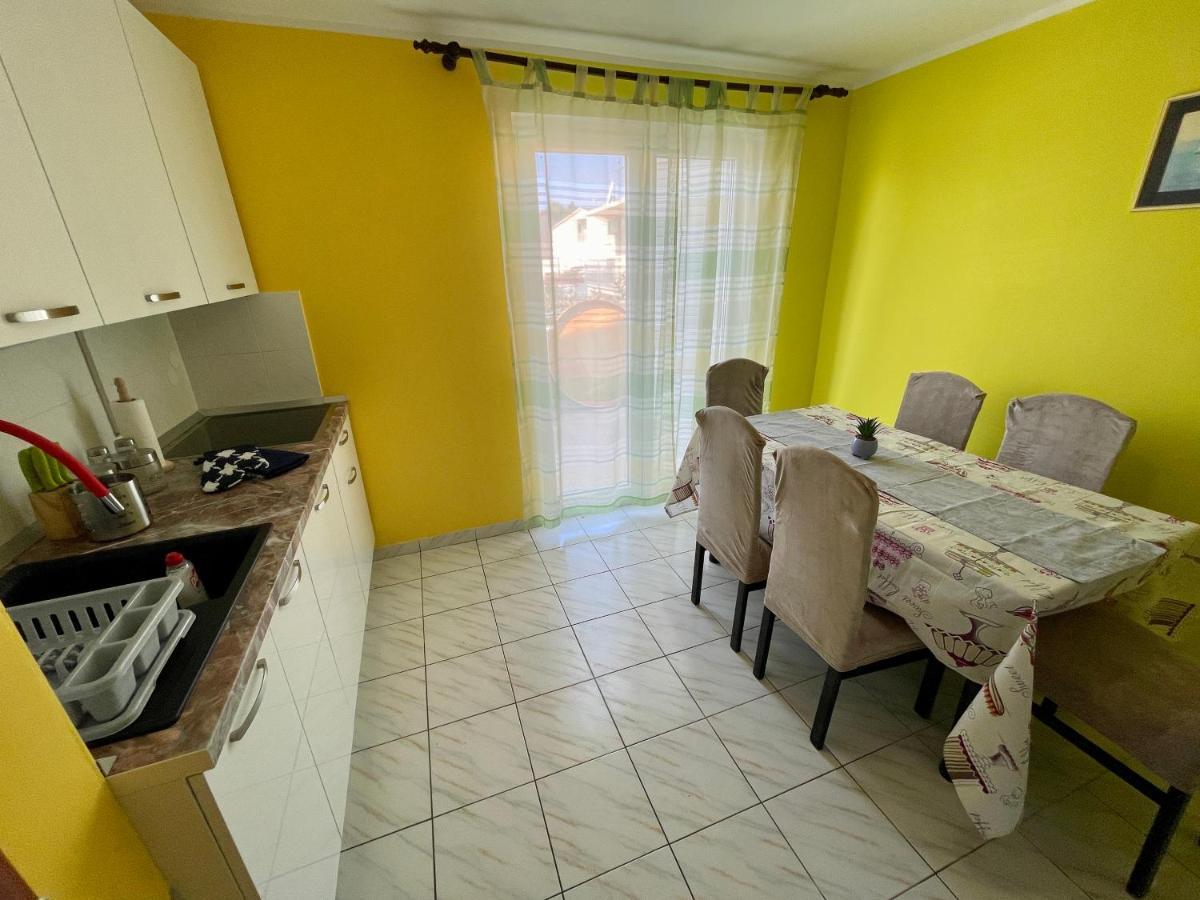 רוגוזניצה Apartments Mikulic מראה חיצוני תמונה